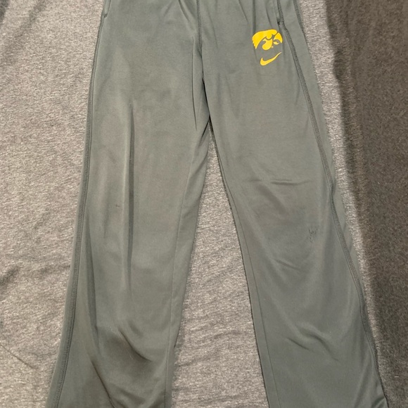 Nike Iowa Gray Athletic Pants - Picture 1 of 3